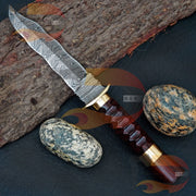 Beautiful handmade Damascus Steel knife comes with leather sheath Hunting Terror Defender 