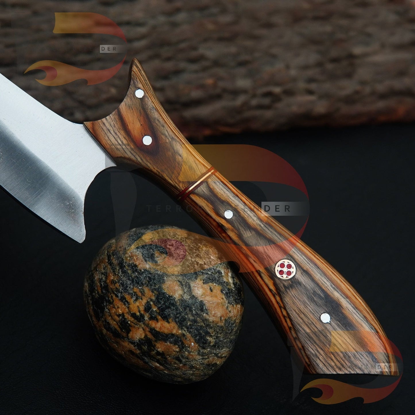 Hand Forged High-Quality Stainless steel Collectible Alloy Rosewood Handle knife Comes with pure Leather Sheath ,Best Gift for him Best gift Knives Terror Defender 