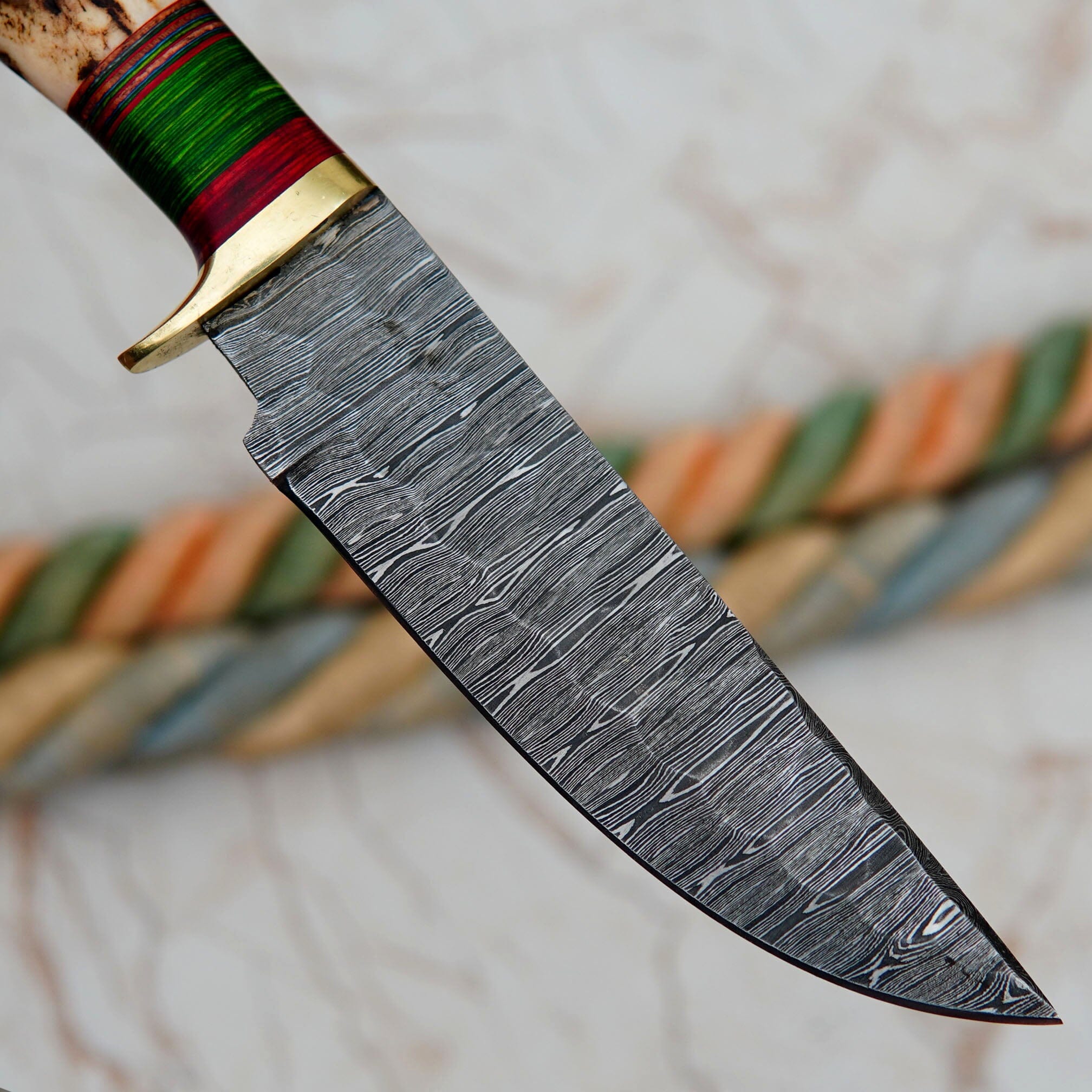 Hand Forged Damascus Hunting Bowie Knife Stage/Antler Handle Hunting Terror Defender 