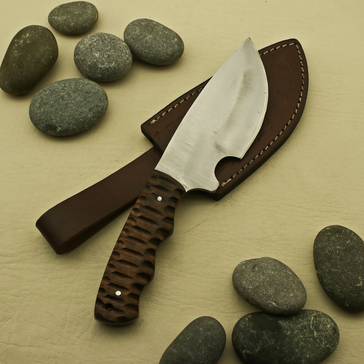 Custom Handmade Stainless Steel Knife Personalized Hunting Skinning Knife, Rose Wood Handle with Leather Sheath Butcher Knife knife Terror Defender 