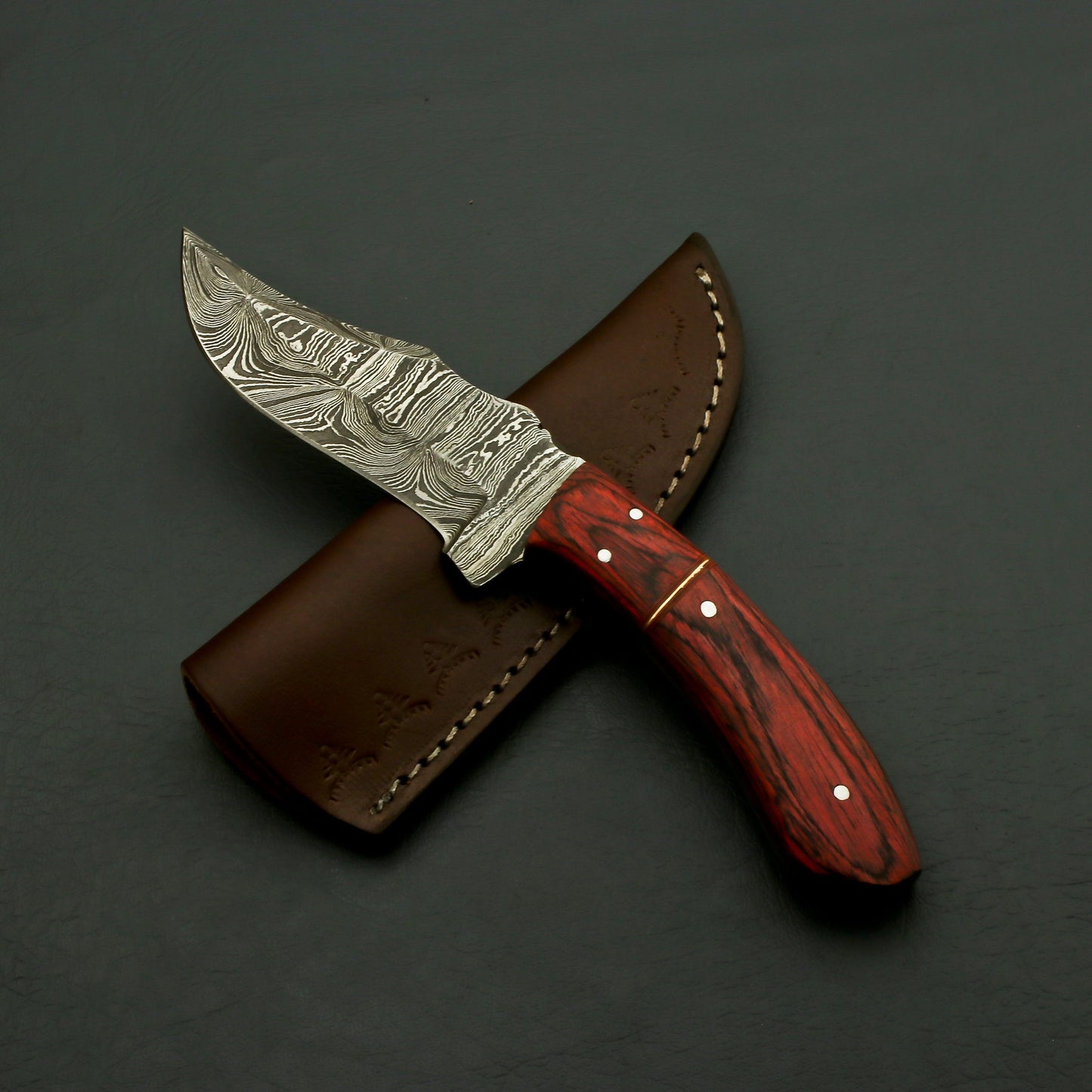 Handmade Damascus Steel Blade Rosewood Handle Fixed Blade Hunting knife , Pure Leather Sheath Knives Terror Defender 