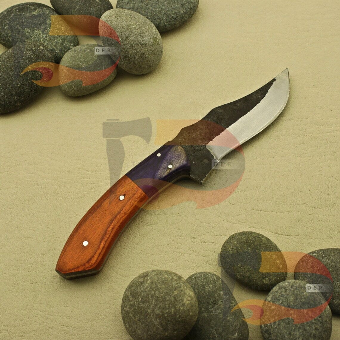 Custom Hand Made Superb Classical Carbon Steel Camping Hunting Skinner Knife Knives Terror Defender 