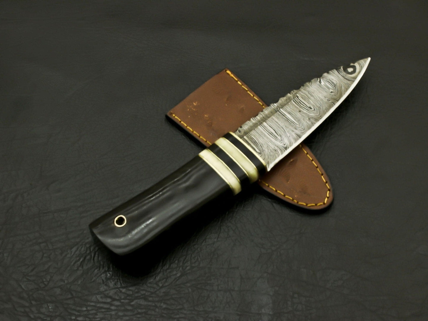 Beautiful Handmade Damascus Steel Serrated edge Scottish Dirk Knife/ Sheath Hunting Terror Defender 