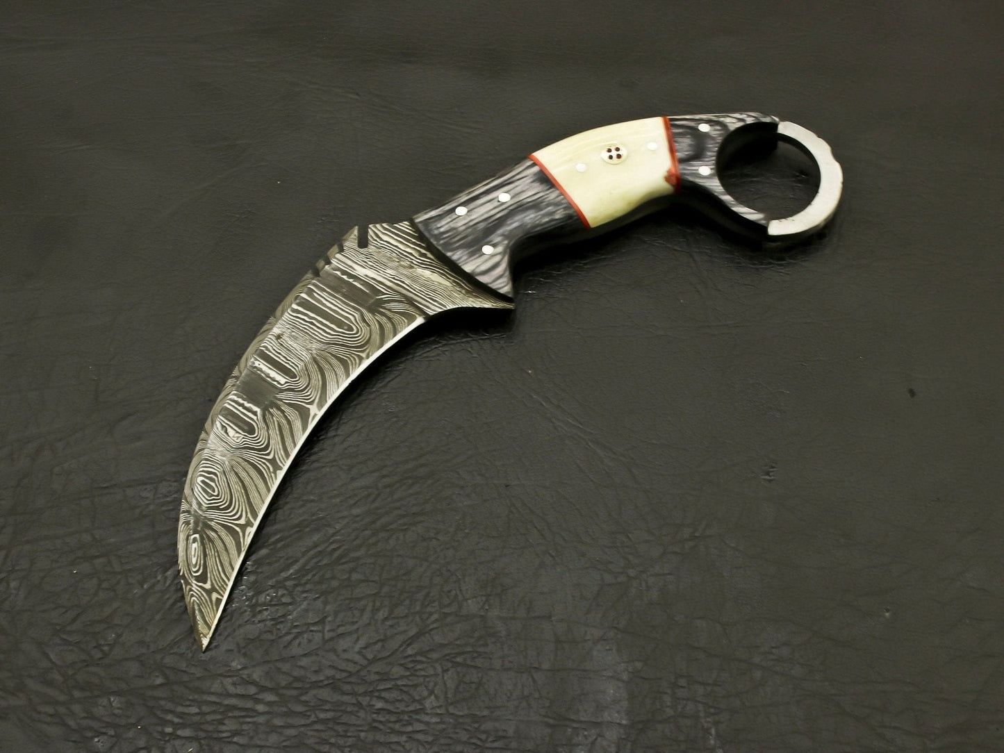 Beautiful handmade Damascus karambit knife handle made of camel bone and buffalo with Leather Sheath Hunting Terror Defender 