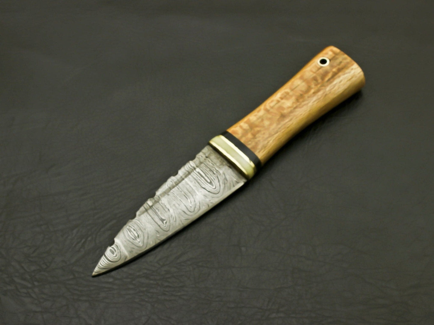 Beautiful Handmade Damascus Steel Serrated edge Scottish Dirk Knife/ Sheath Hunting Terror Defender 