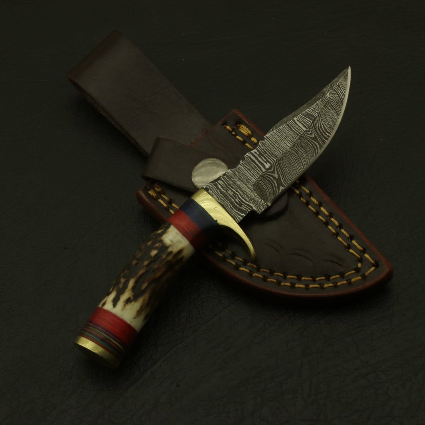 Collector Handmade Damascus Knife, forge Enchanting Bolster handle+ Custom Sheath Hunting Terror Defender 