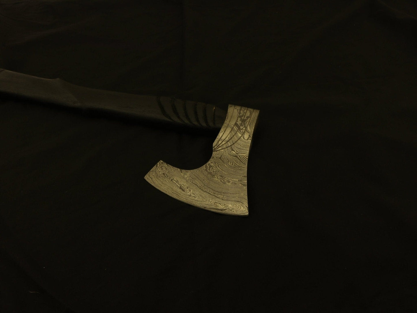 Custom Damascus Steel Tomahawk, Hatchet, AXE, INTEGRAL, /Sheath Camping Terror Defender 