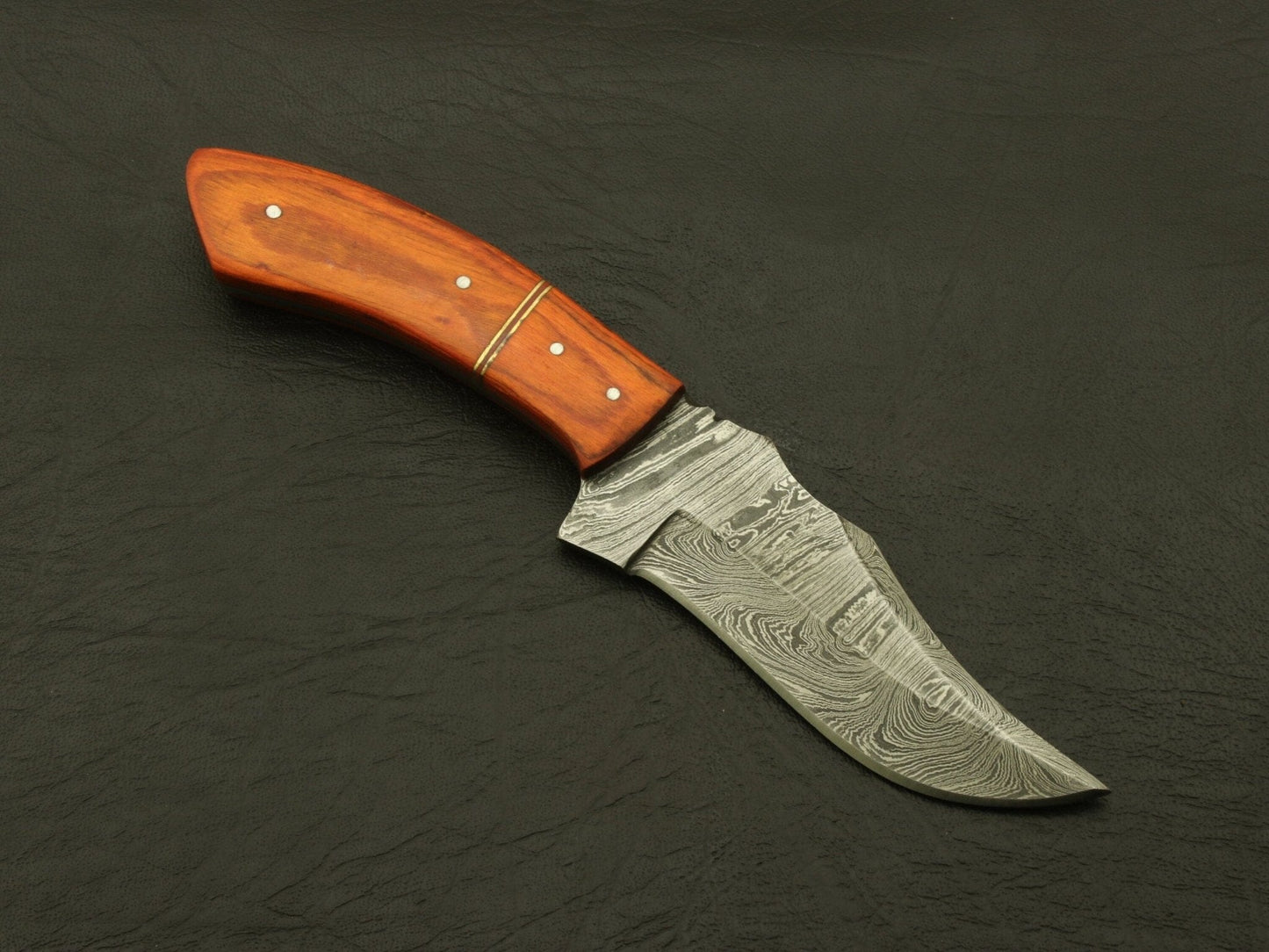 Custom Handmade Cutting Edge pattern Damascus 8" Hunting/skinning Knife/paka/rose/wood/sheath Hunting Terror Defender 