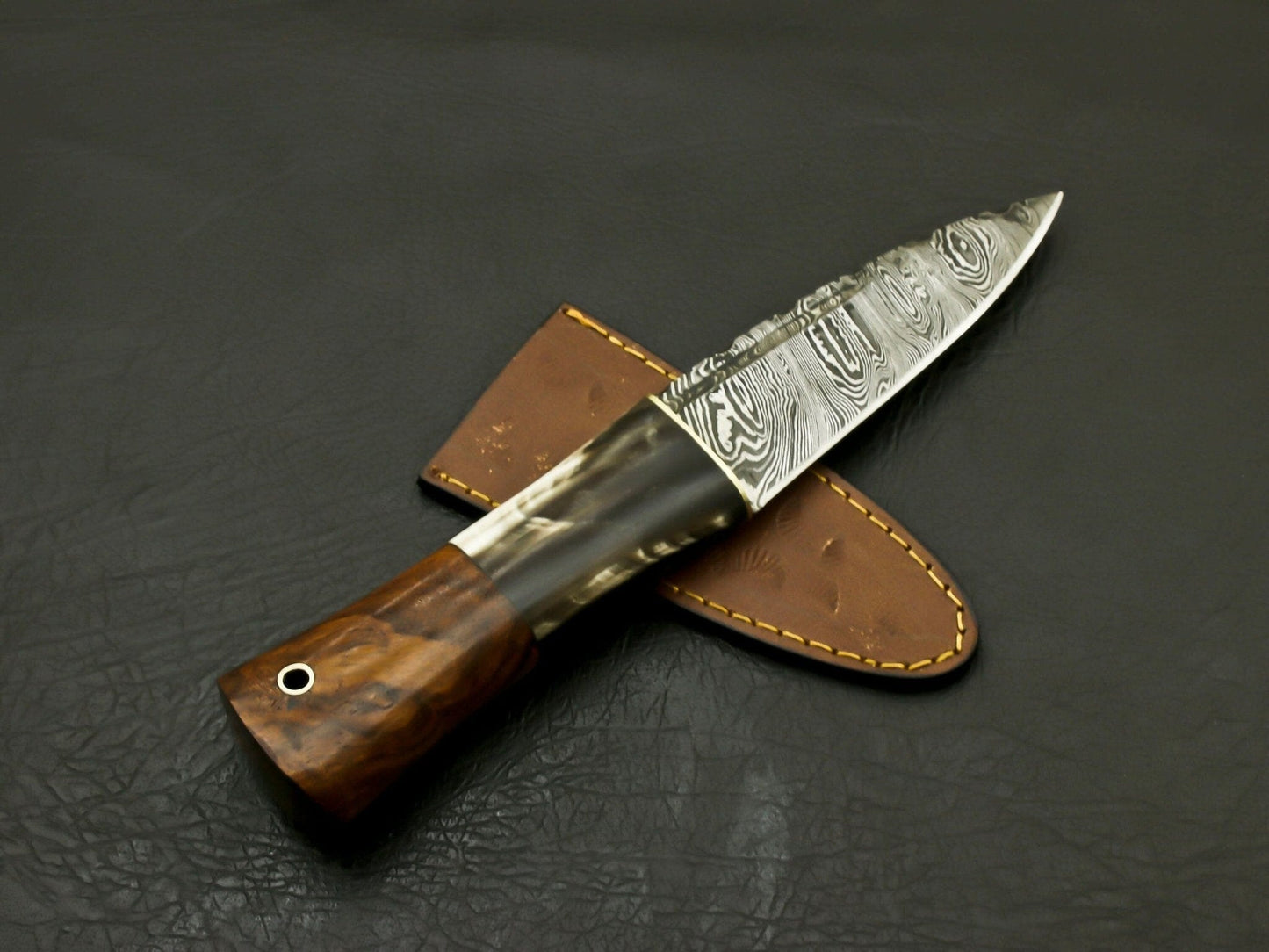 Custom Handmade Damascus Sgian Dubh Serrated edge Dirk Knife with leather sheath Hunting Terror Defender 