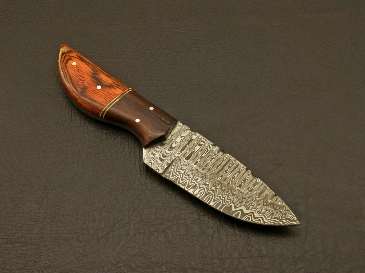 Custom handmade damascus steel blade rose wood handle fixed blade hunting knife with leather sheath Hunting Terror Defender 