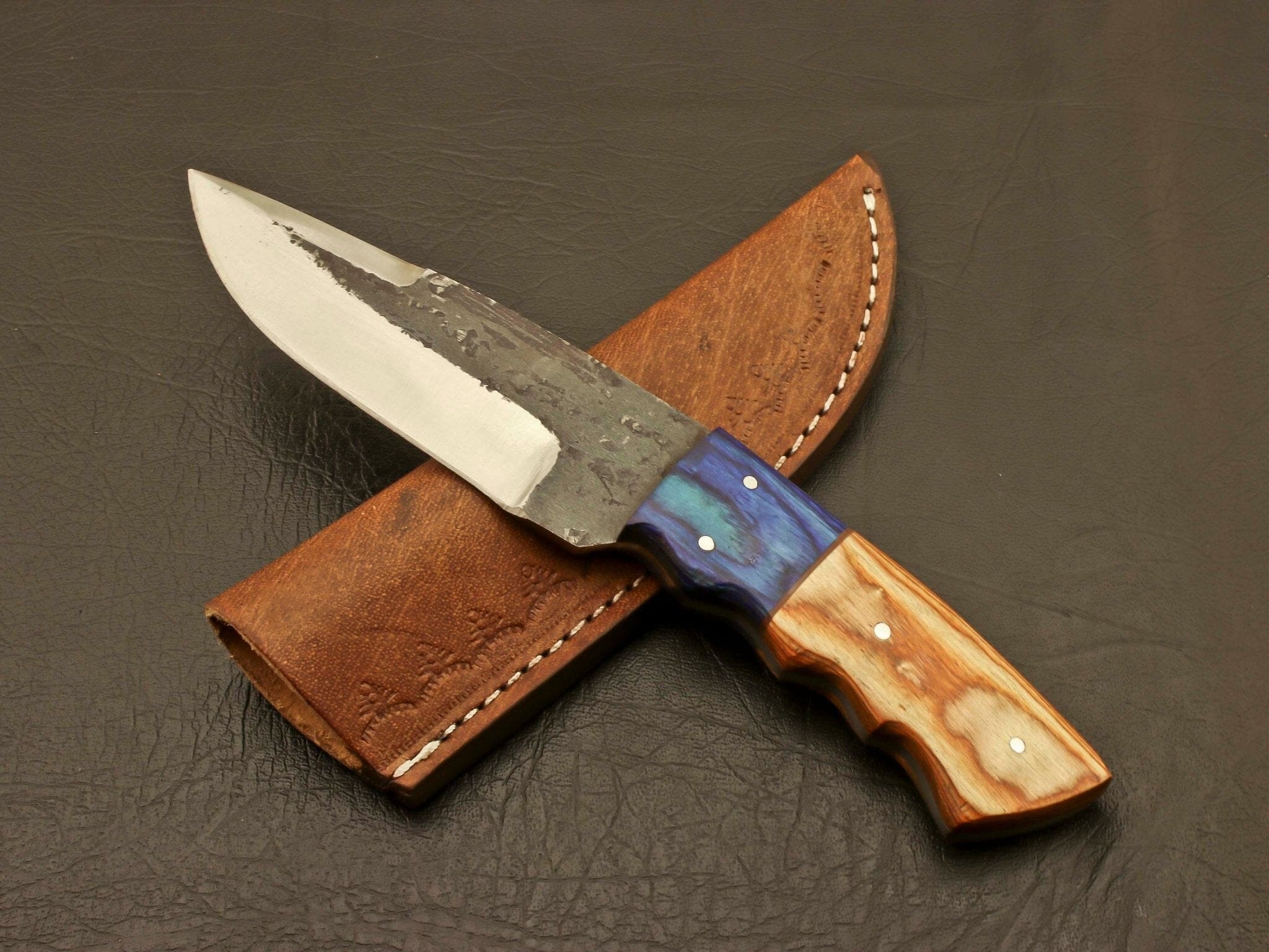 Custom handmade forged railroad spike carbon steel fixed blade knife With Leather Sheath Hunting Terror Defender 