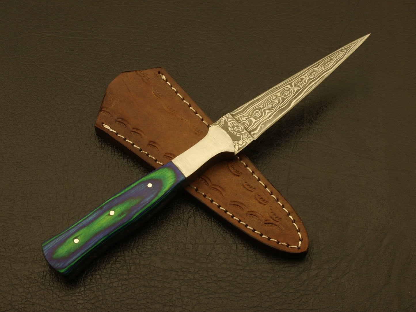 Custom Handmade knives Damascus Steel Hunting /Skinning Knife/sheath Hunting Terror Defender 