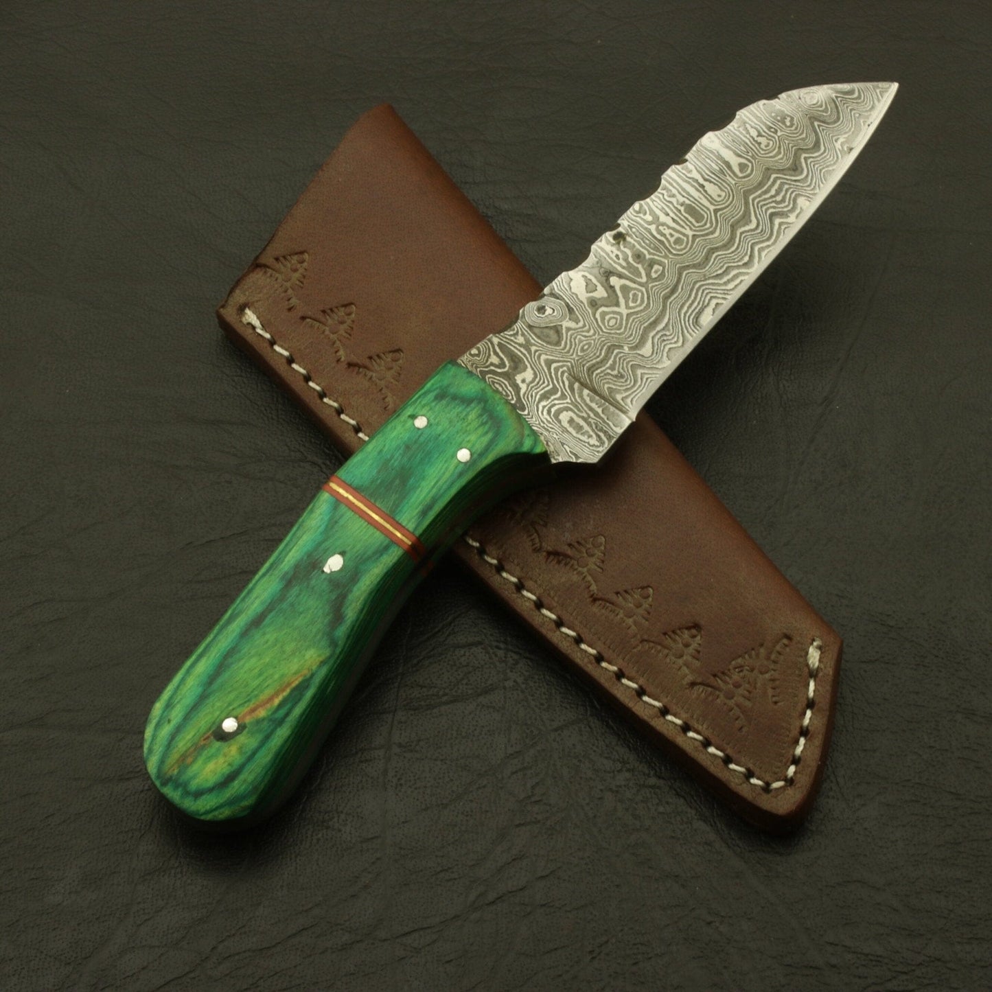 Cutting Edge Custom Hand Forged superb pattern Damascus Steel 7" Hunting/skinning Knife/paka/rose/wood/sheath Hunting Terror Defender 