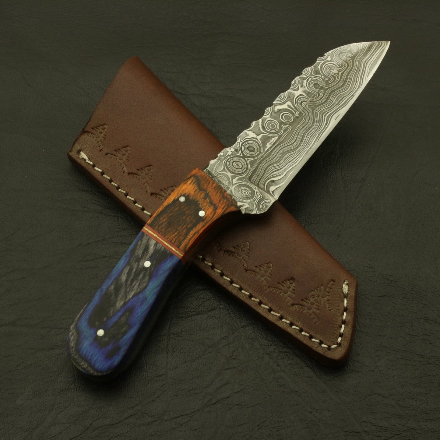 Cutting Edge Custom Hand Forged superb pattern Damascus Steel 7" Hunting/skinning Knife/paka/rose/wood/sheath Hunting Terror Defender 