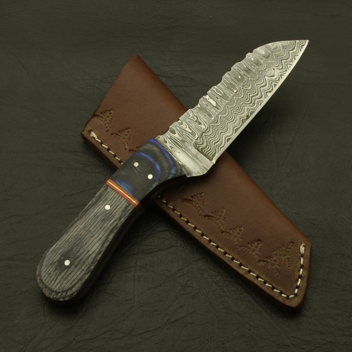 Cutting Edge Custom Hand Forged superb pattern Damascus Steel 7" Hunting/skinning Knife/paka/rose/wood/sheath Hunting Terror Defender 