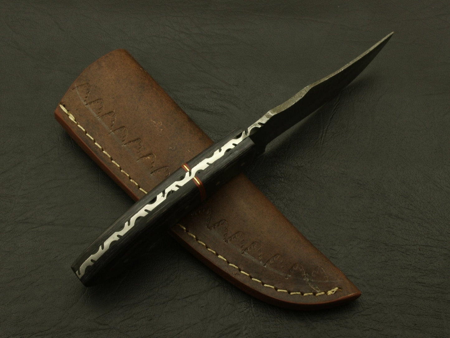 Cutting Edge Custom Handmade Damascus Steel 8" Hunting/skinning Knife/paka/rose/wood/sheath Hunting Terror Defender 