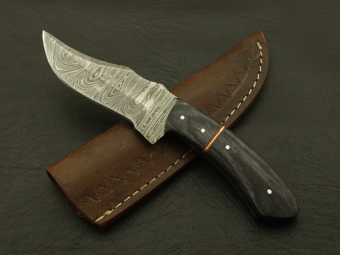 Cutting Edge Custom Handmade Damascus Steel 8" Hunting/skinning Knife/paka/rose/wood/sheath Hunting Terror Defender 