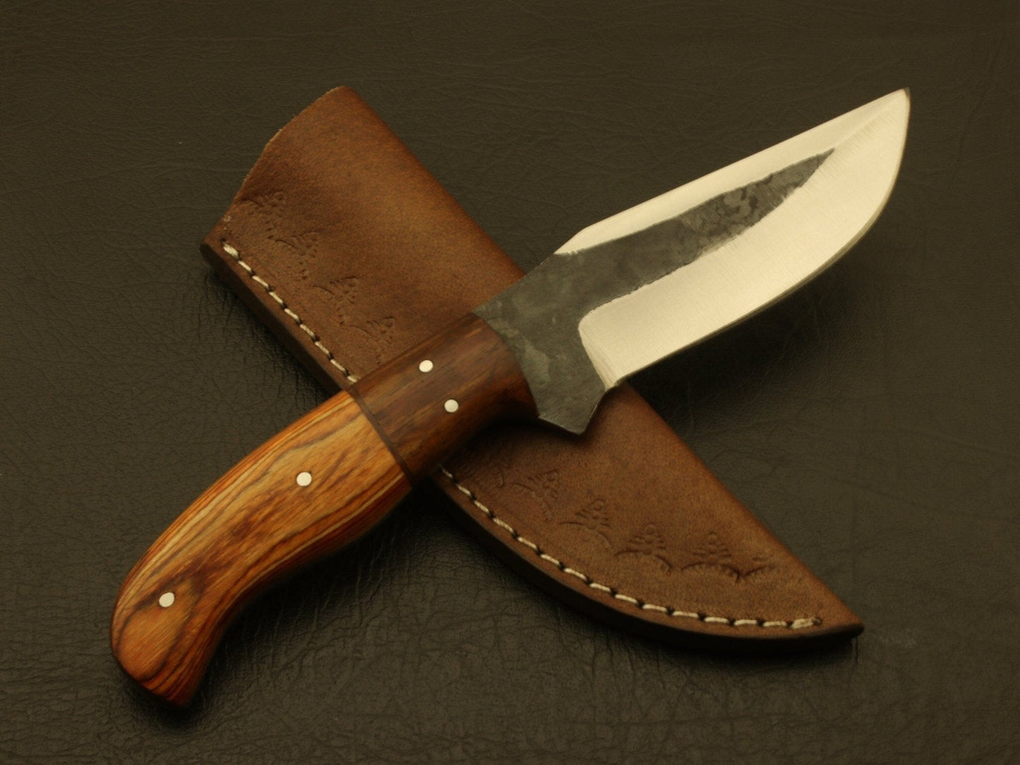 Hand Forged High Carbon Steel Full Tang Hunting Skinner Knife Hunting Terror Defender 