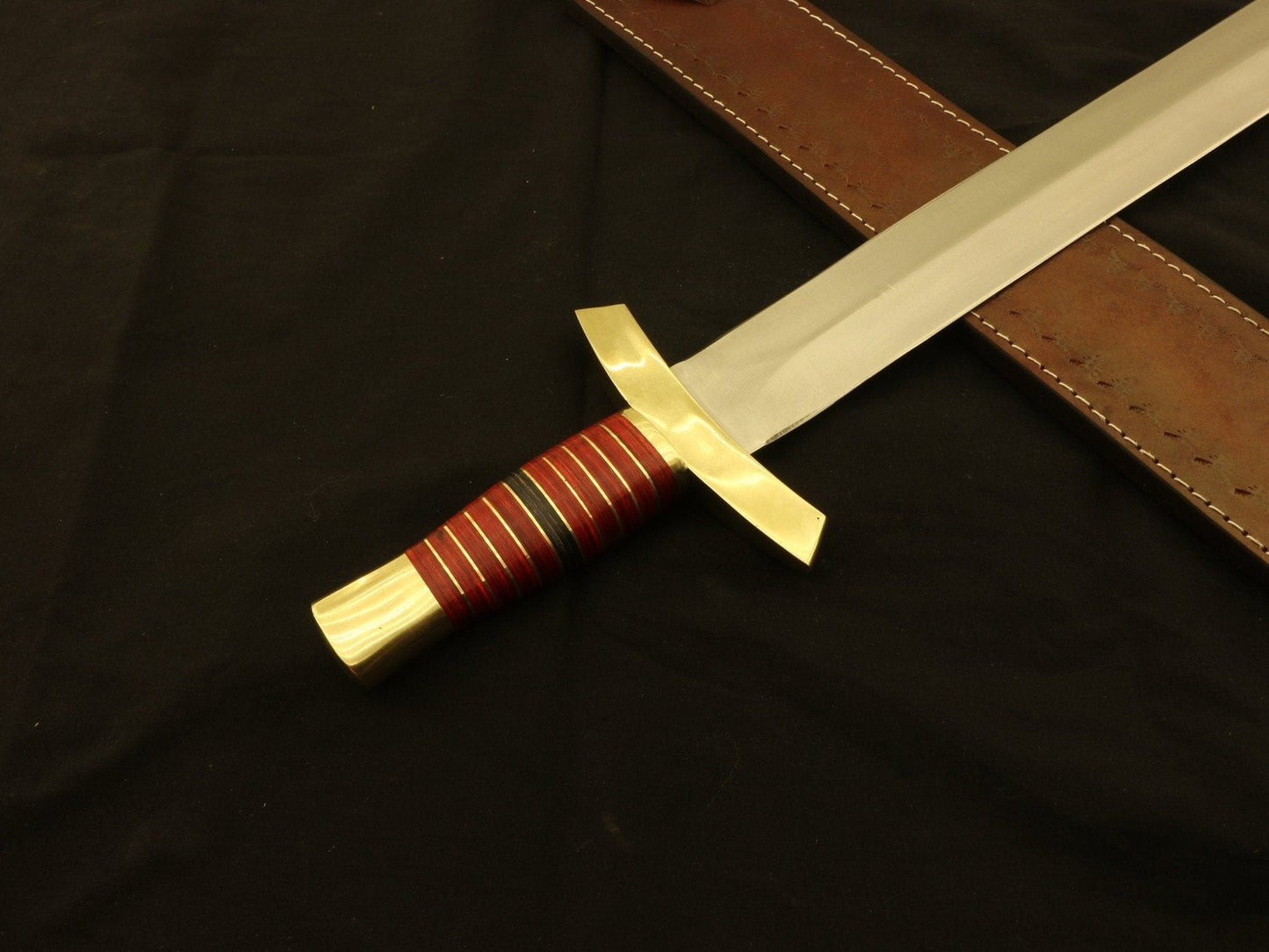 Handmade D2 Steel Sword With Sheath Costume Weapons Terror Defender 