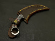 Handmade Damascus blade custom Pakka wood karambit hunting knife/full tang. Hunting Terror Defender 