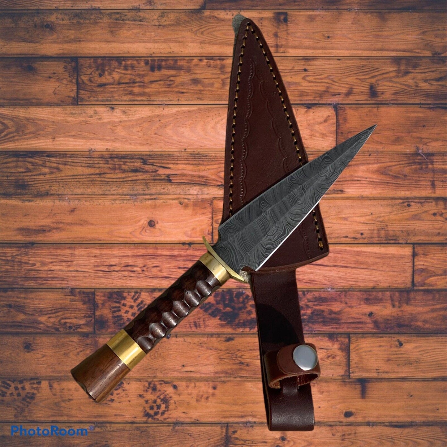 Handmade Damascus Steel Knife With Leather Sheat Hunting Terror Defender 