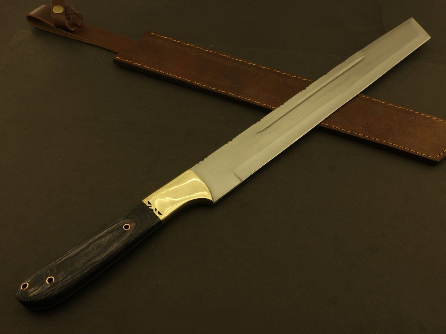 Handmade Stainless Steel Hunting Sword With Sheath Costume Weapons Terror Defender 