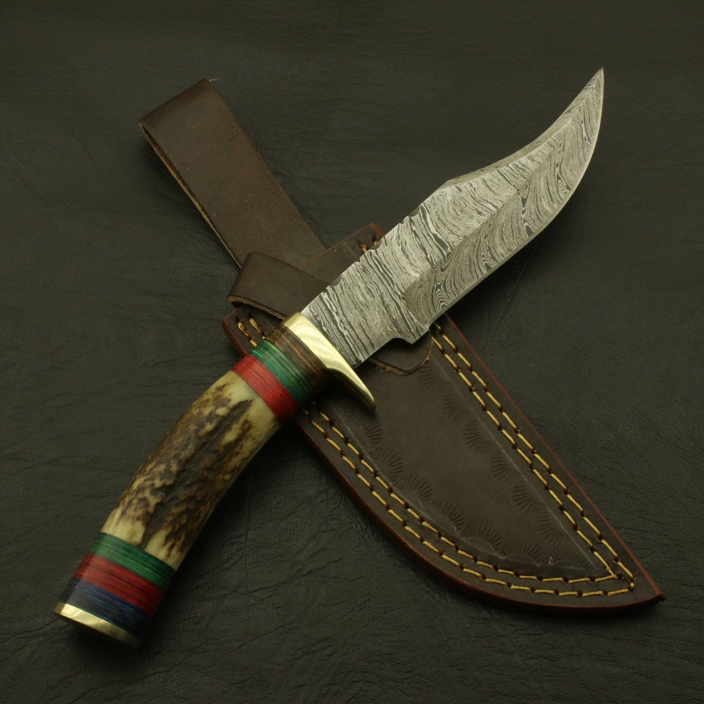 Superb Rait tail Custom Made Hand Forged Damascus Hunting/skinning Knife Stag/antler Handle with Sheath Hunting Terror Defender 
