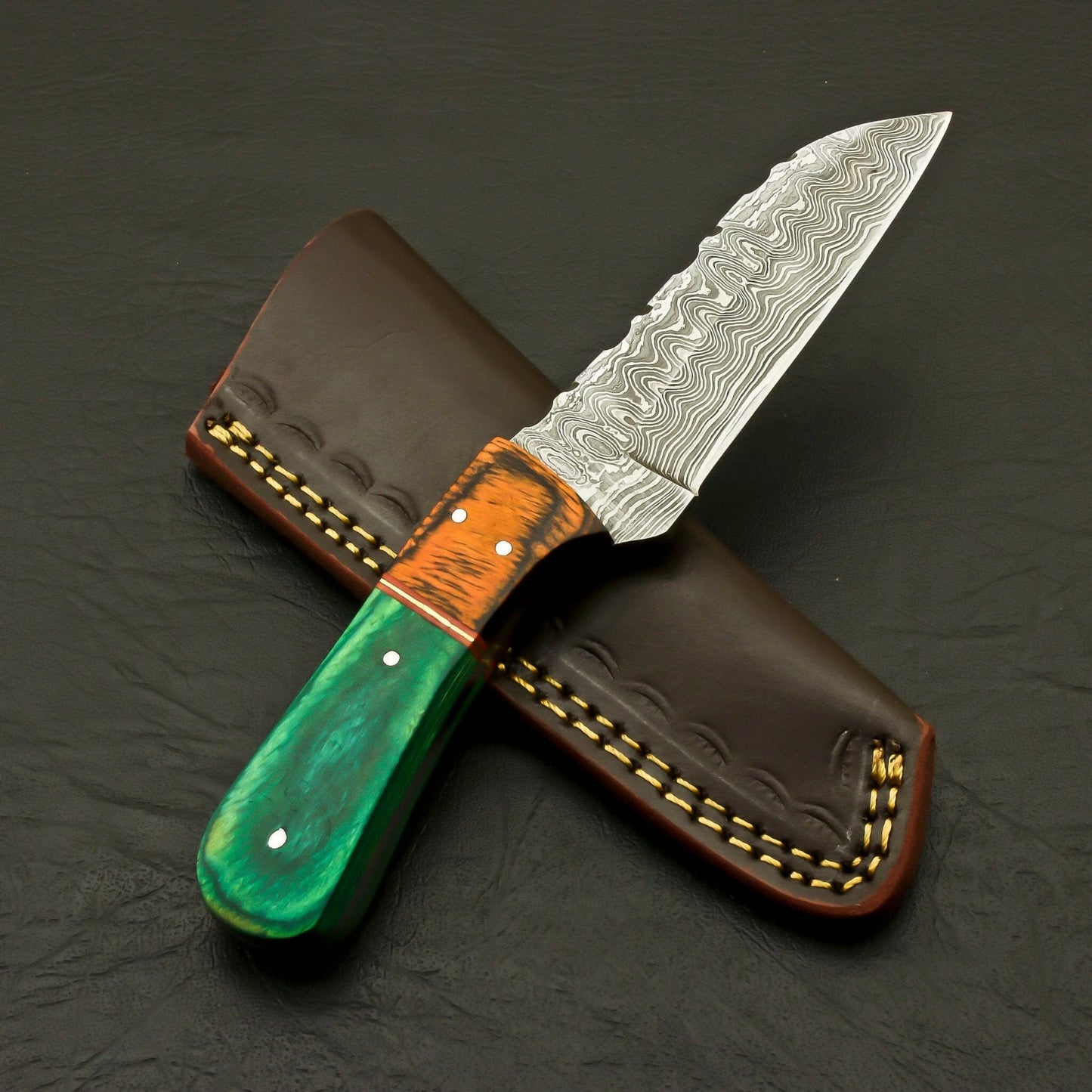 Top Custom Handmade Damascus Blade Hunting Skinning Camping Knife/Pakka Full tang with leather sheath Hunting Terror Defender 