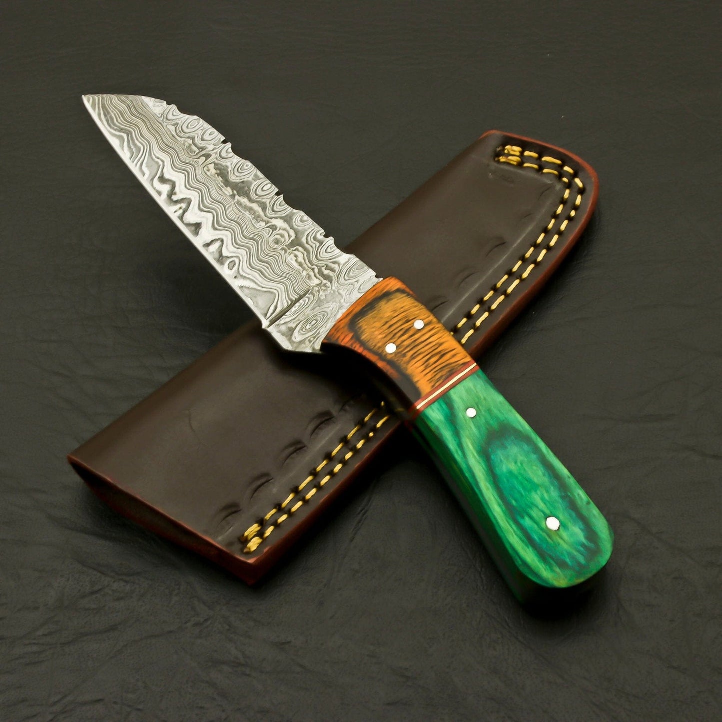 Top Custom Handmade Damascus Blade Hunting Skinning Camping Knife/Pakka Full tang with leather sheath Hunting Terror Defender 