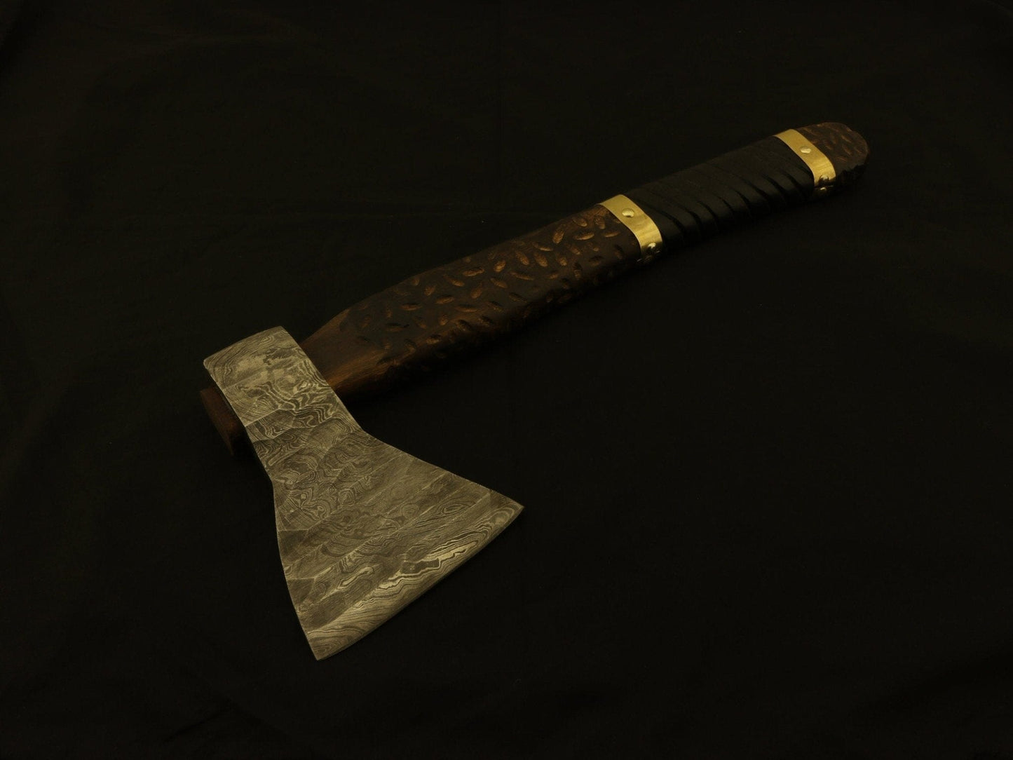 Vikings Handmade Custom Damascus Steel Tomahawk, Hatchet, AXE, INTEGRAL, /Sheath Camping Terror Defender 