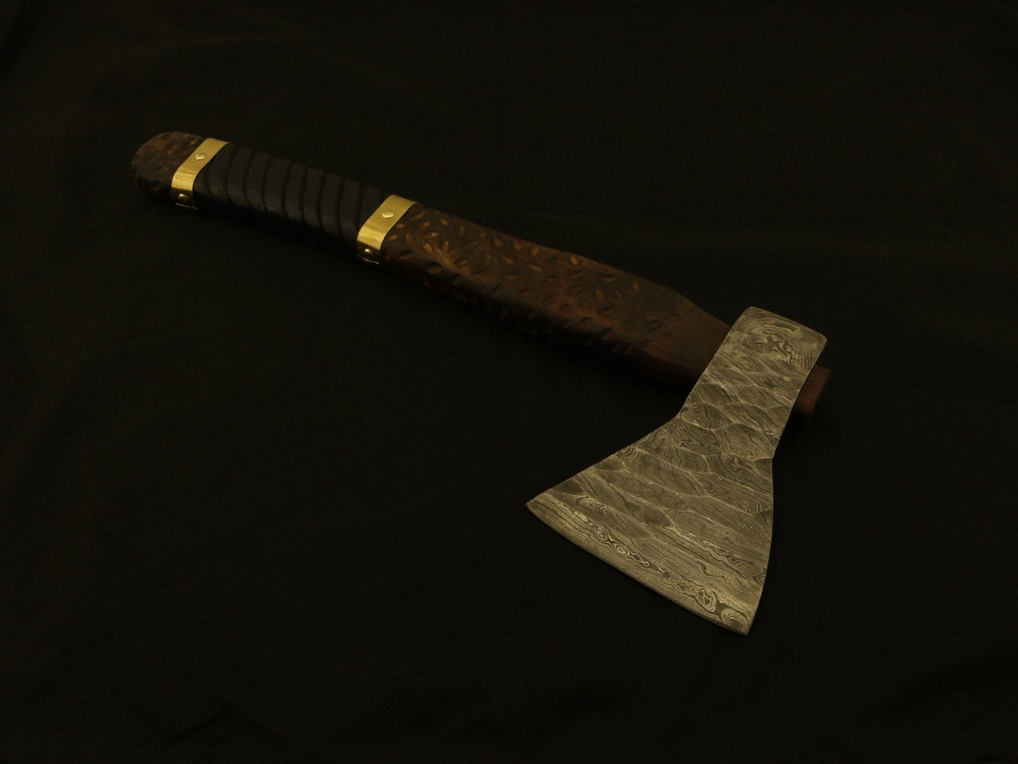 Vikings Handmade Custom Damascus Steel Tomahawk, Hatchet, AXE, INTEGRAL, /Sheath Camping Terror Defender 