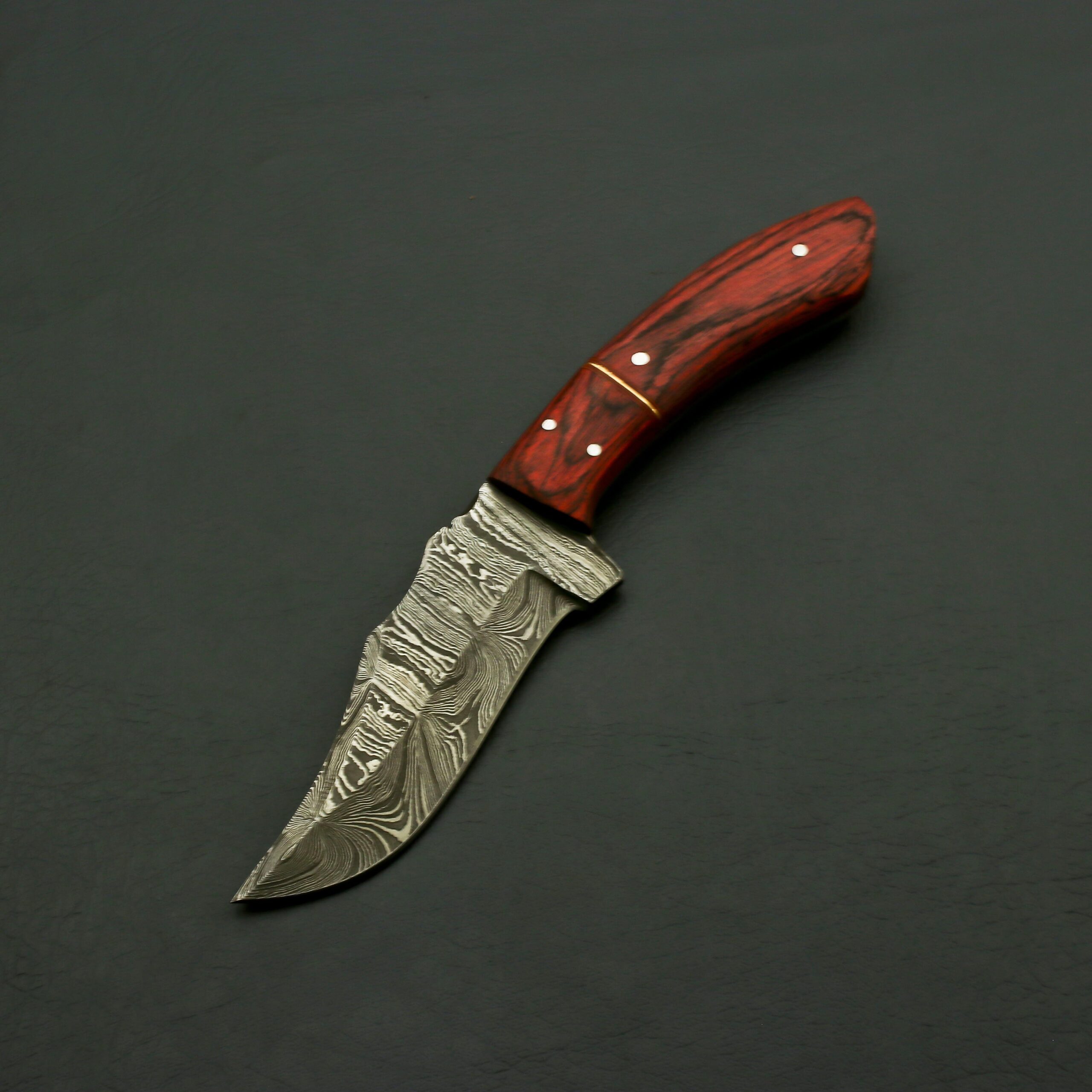 Handmade Damascus Steel Blade Rosewood Handle Fixed Blade Hunting knife , Pure Leather Sheath